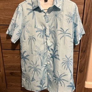 Men’s tropical button down shirt